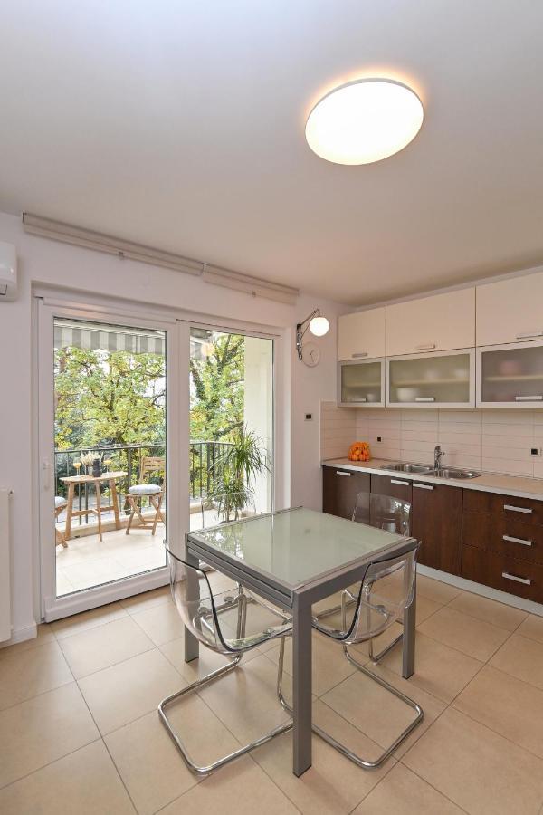 Apartman Pergul Rijeka Exteriör bild